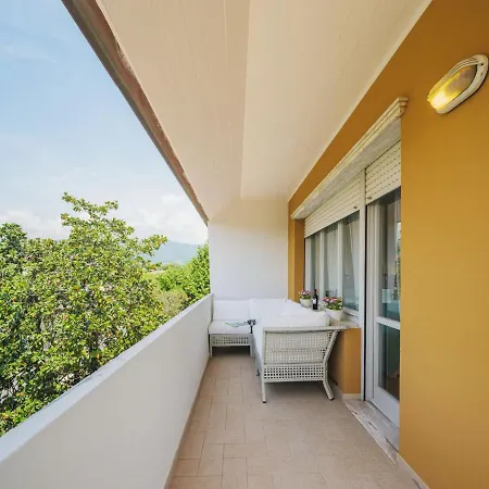 Apartment La Terrazza By Interhome